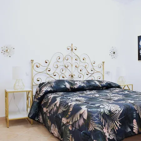 Апартаменты Ivy's Nest Альгеро